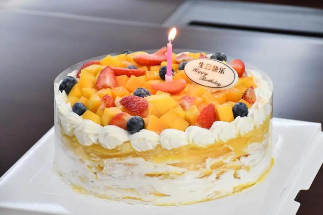 365蛋糕一周年视频,我们用一年时间,把生日快乐变成了一种生活方式 365蛋糕一周年视频,我们用一年时间,把生日快乐变成了一种生活方式