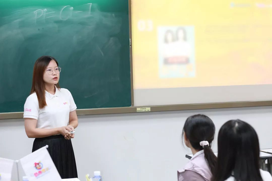 从作文写到视频课，我用Golang扒了365学堂的汤倩在线课，才发现学习还能这样玩